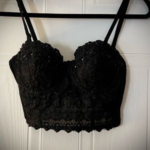 Windsor Crop Top: Black , Sexy, Size: SMALL LIKE NEW